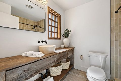 Tiny photo for 2008 Matthews LN, Austin, TX 78745 (MLS # 3625538)