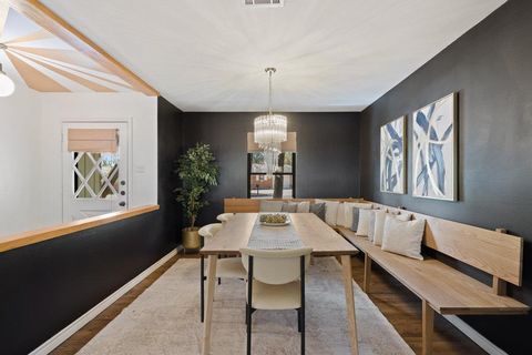 Tiny photo for 2008 Matthews LN, Austin, TX 78745 (MLS # 3625538)