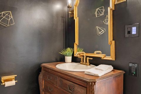 Tiny photo for 2008 Matthews LN, Austin, TX 78745 (MLS # 3625538)
