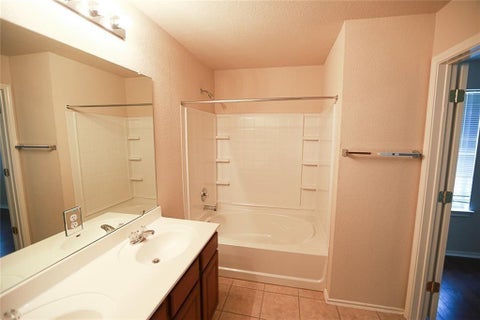 Tiny photo for 2107 Charlotte Estates DR, Austin, TX 78744 (MLS # 3658792)