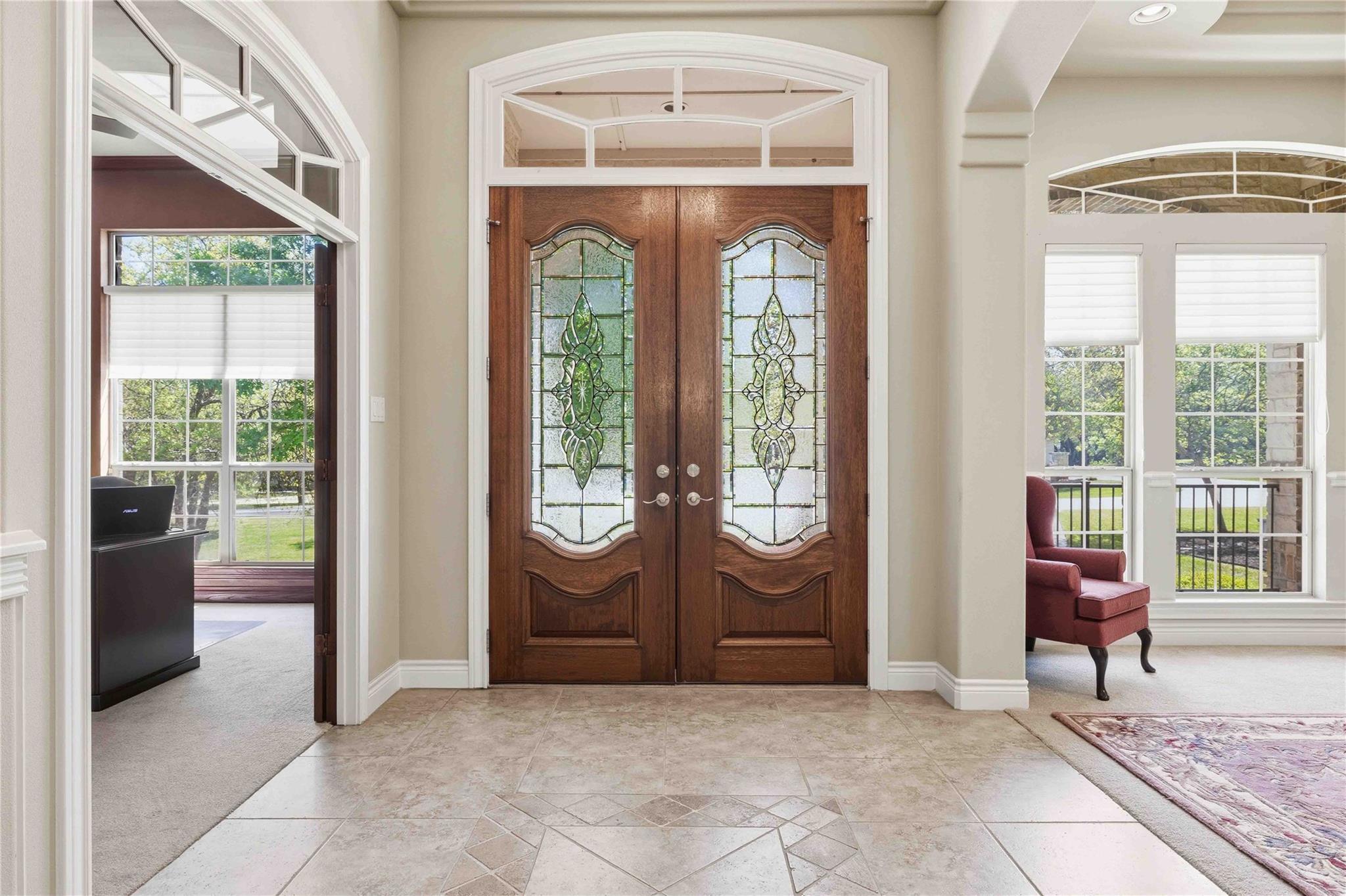 205 W Majestic Oak LN