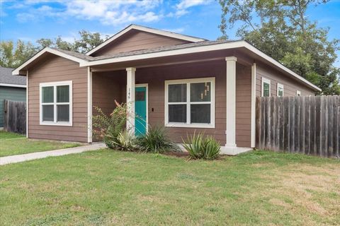 A home in Smithville