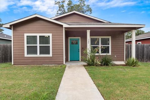 A home in Smithville