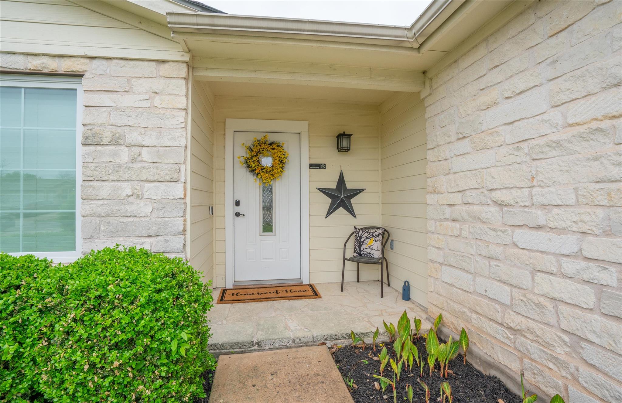 1203 Dayton DR