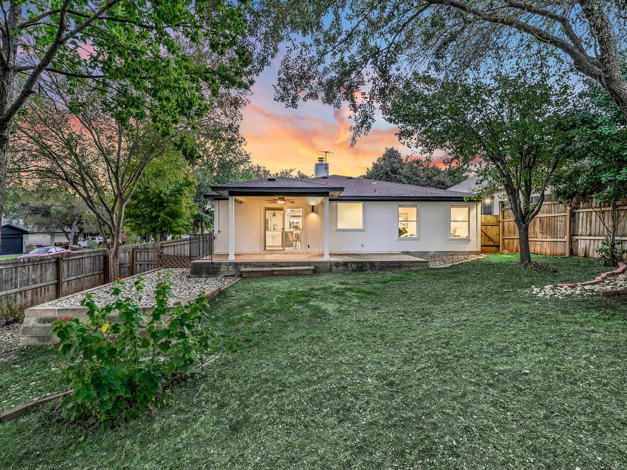 Austin, Texas 78748, United States, 3 Bedrooms Bedrooms, ,2 BathroomsBathrooms,Residential,Pending,32340