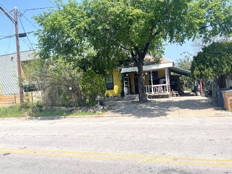 Tiny photo for 2904 E 2nd ST, Austin, TX 78702 (MLS # 9937011)