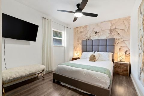 Tiny photo for 8721 Mountain Crest DR, Austin, TX 78735 (MLS # 5798278)