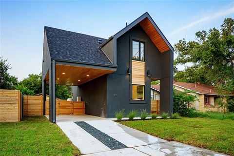 Photo of 1704 E 32nd ST #B, Austin, TX 78722 (MLS # 5663657)