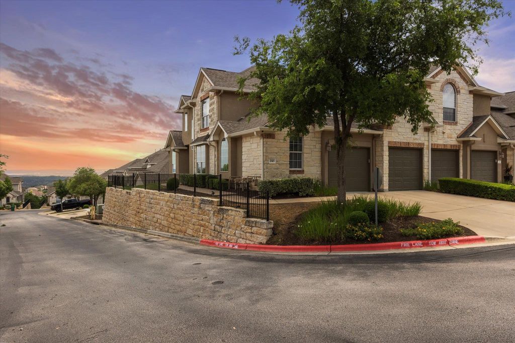 Photo for 210 Aria RDG #601, Austin, TX 78738 (MLS # 3543533)