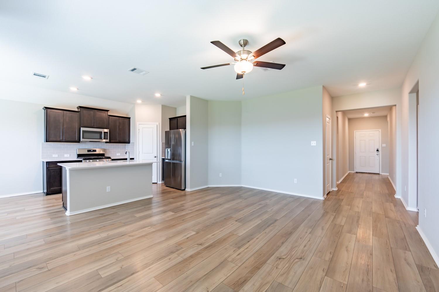 448 Sebring CIR