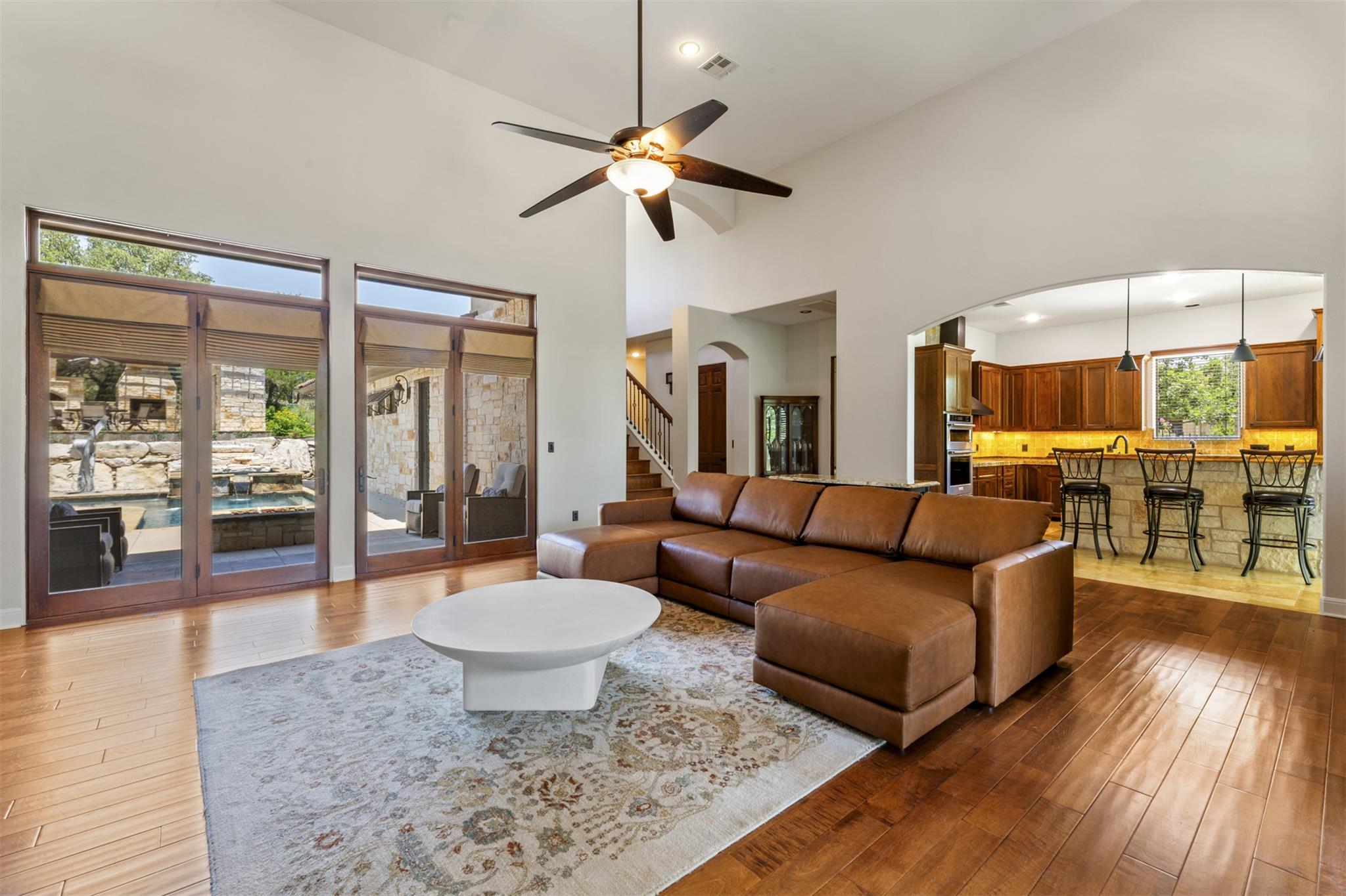 16917 Northlake Hills DR