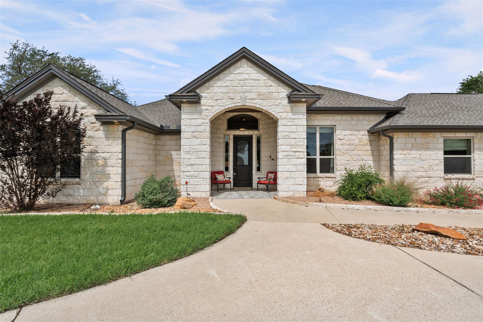 4950 Lago Vista DR