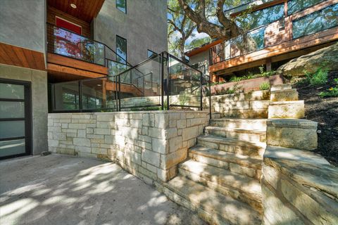 Tiny photo for 2610 CARNARVON LN #Apt B, Austin, TX 78704 (MLS # 8845353)
