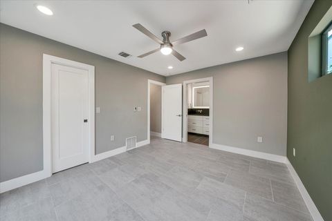 Tiny photo for 2610 CARNARVON LN #Apt B, Austin, TX 78704 (MLS # 8845353)