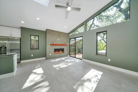 Tiny photo for 2610 CARNARVON LN #Apt B, Austin, TX 78704 (MLS # 8845353)