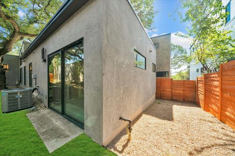 Tiny photo for 2610 CARNARVON LN #Apt B, Austin, TX 78704 (MLS # 8845353)