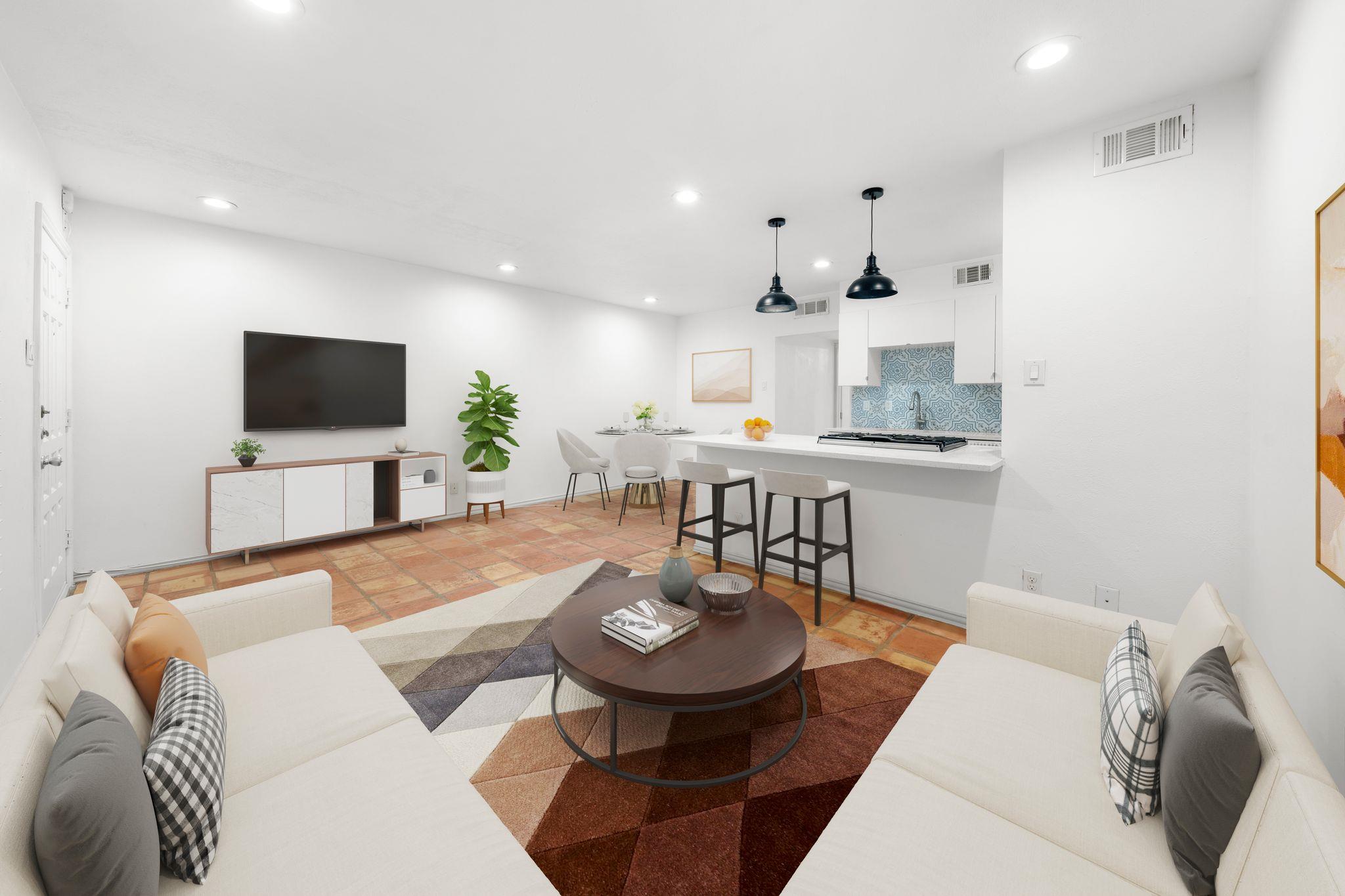 505 W 7th ST 114