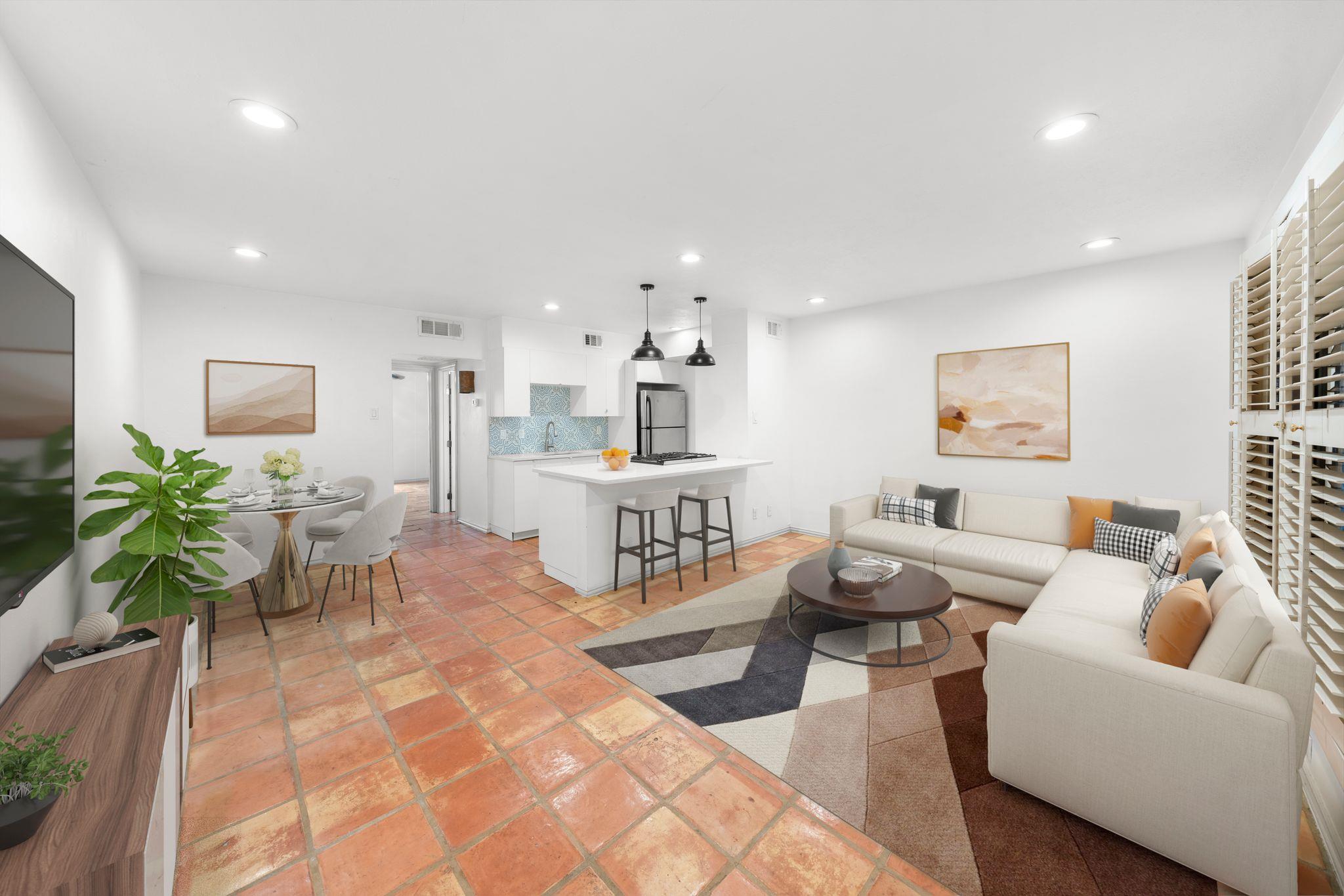 505 W 7th ST 114