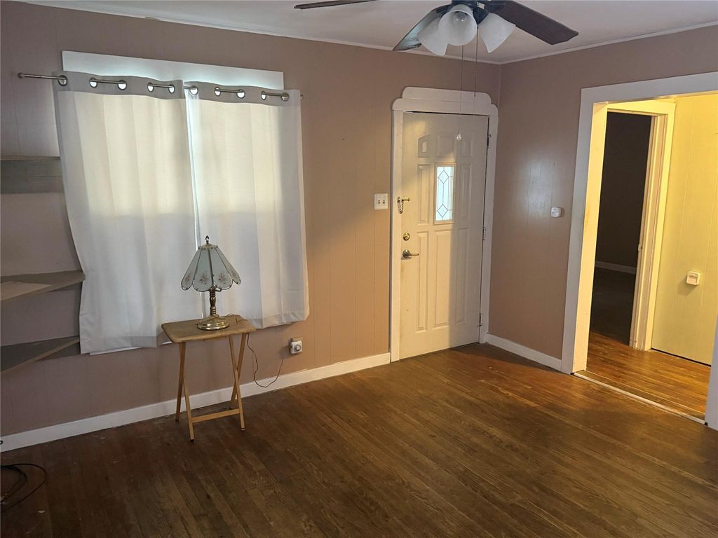 Photo of 5702 Duval ST, Austin, TX 78752 (MLS # 2917261)