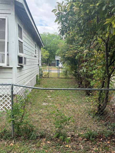 Tiny photo for 5702 Duval ST, Austin, TX 78752 (MLS # 2917261)