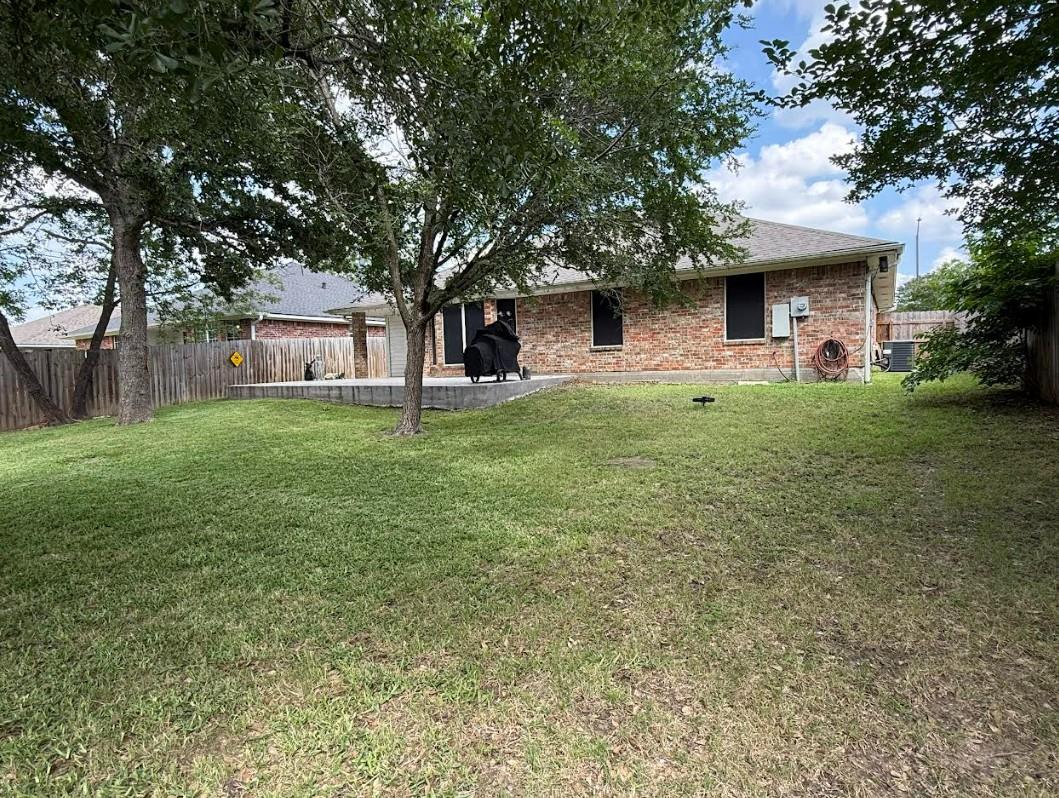 1521 Strasburg CIR