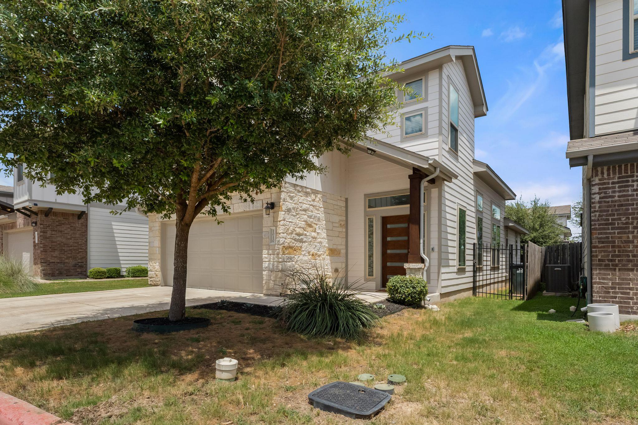 1010 Boatswain WAY