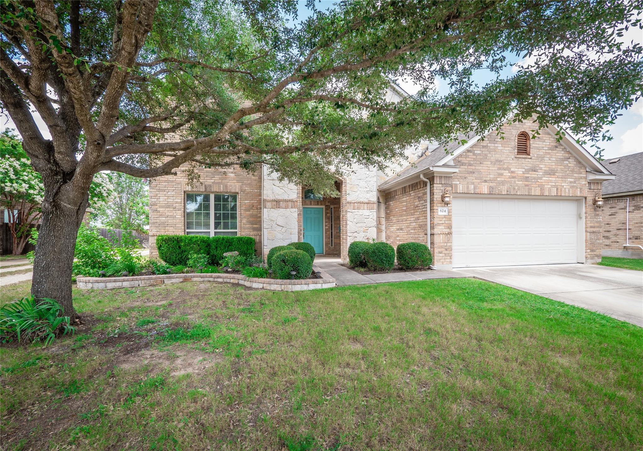 624 Clear Springs HOLW