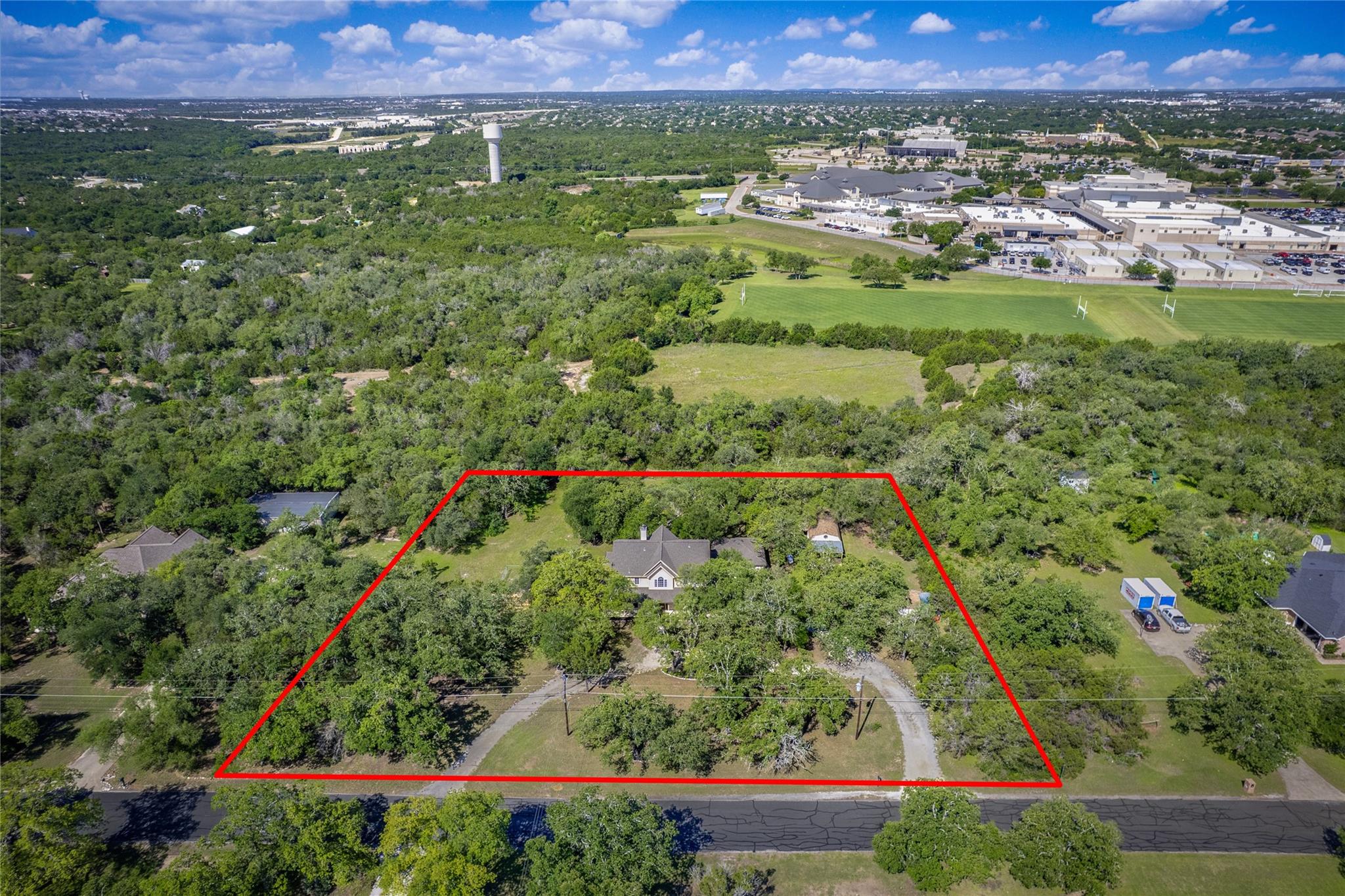 613 Breakaway RD