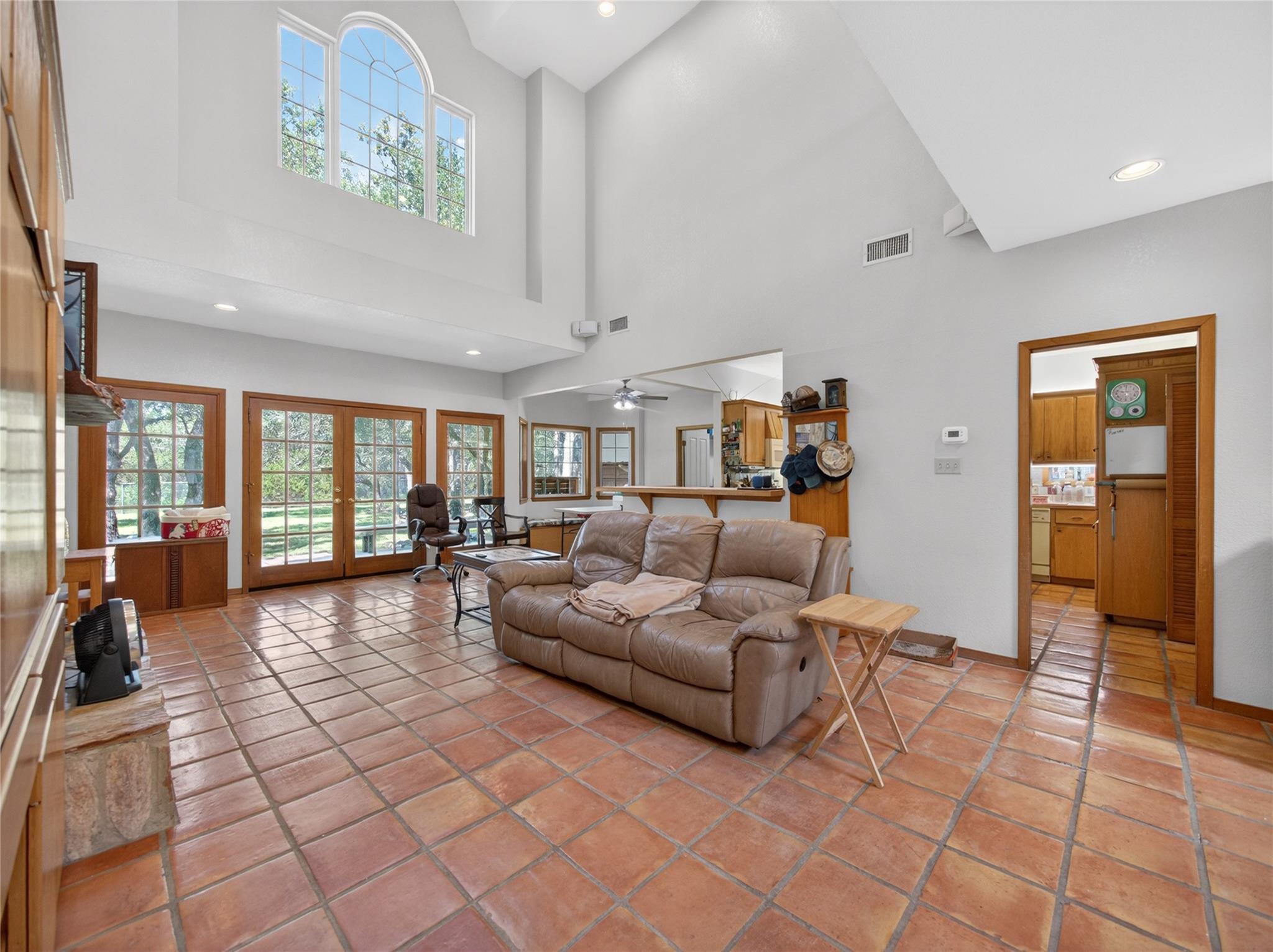 613 Breakaway RD