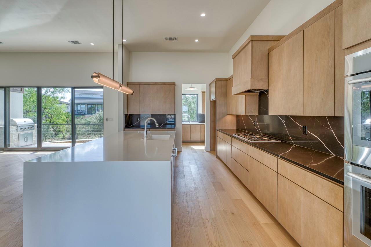 126 Via Roma CT
