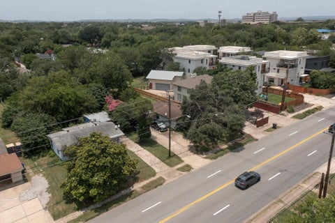 Tiny photo for 4502 S 1st ST, Austin, TX 78745 (MLS # 3110124)