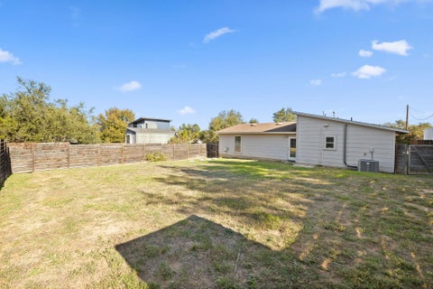 Tiny photo for 2304 Rain Water DR, Austin, TX 78734 (MLS # 5721598)