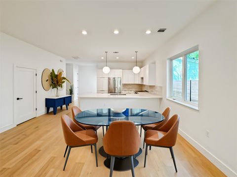 Tiny photo for 3614 Abbate CIR #A, Austin, TX 78721 (MLS # 4912440)