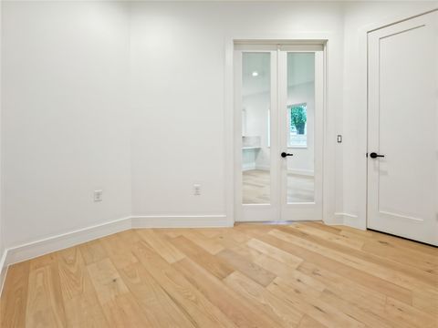 Tiny photo for 3614 Abbate CIR #A, Austin, TX 78721 (MLS # 4912440)