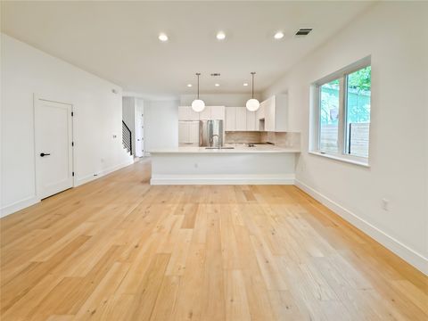 Tiny photo for 3614 Abbate CIR #A, Austin, TX 78721 (MLS # 4912440)
