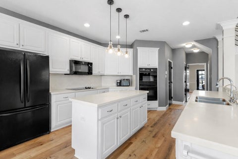 Tiny photo for 18702 Venture DR, Point Venture, TX 78645 (MLS # 2031747)