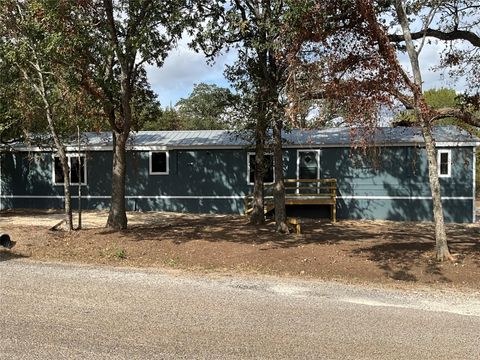 Photo of 204 Overhill, Bastrop, TX 78602 (MLS # 7806998)