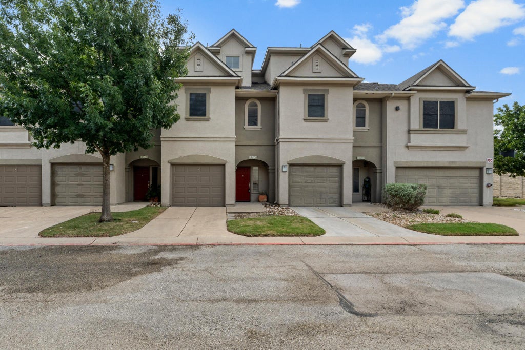 Photo of 11203 Ranch Road 2222 RD #1703, Austin, TX 78730 (MLS # 5148082)