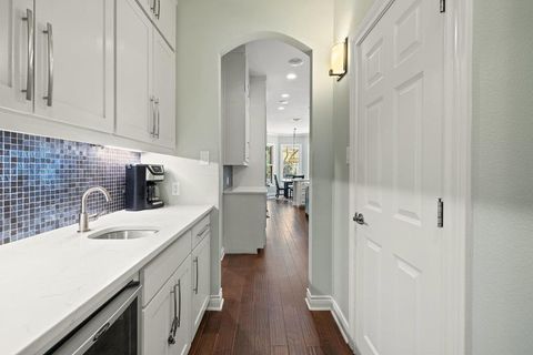 Tiny photo for 1213 Grosvener CT, Austin, TX 78746 (MLS # 3301640)