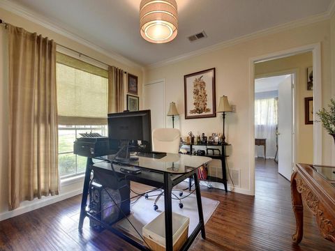 Tiny photo for 11307 Alhambra DR, Austin, TX 78759 (MLS # 6741816)