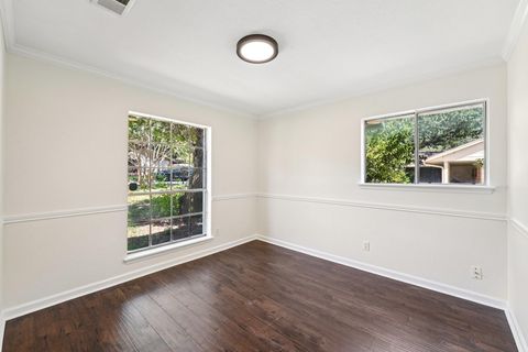 Tiny photo for 11307 Alhambra DR, Austin, TX 78759 (MLS # 6741816)