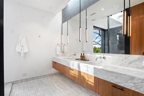 Tiny photo for 807 Redbud TRL, West Lake Hills, TX 78746 (MLS # 6186192)