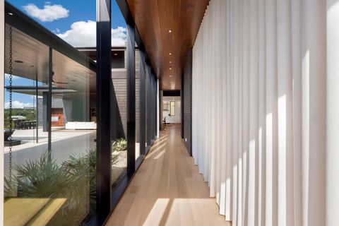 Tiny photo for 807 Redbud TRL, West Lake Hills, TX 78746 (MLS # 6186192)