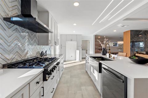 Tiny photo for 6604 Lexington RD, Austin, TX 78757 (MLS # 6109696)