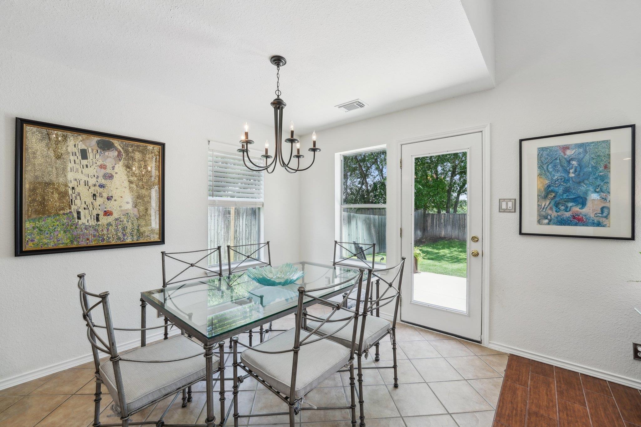 111 Hiver Circle CIR