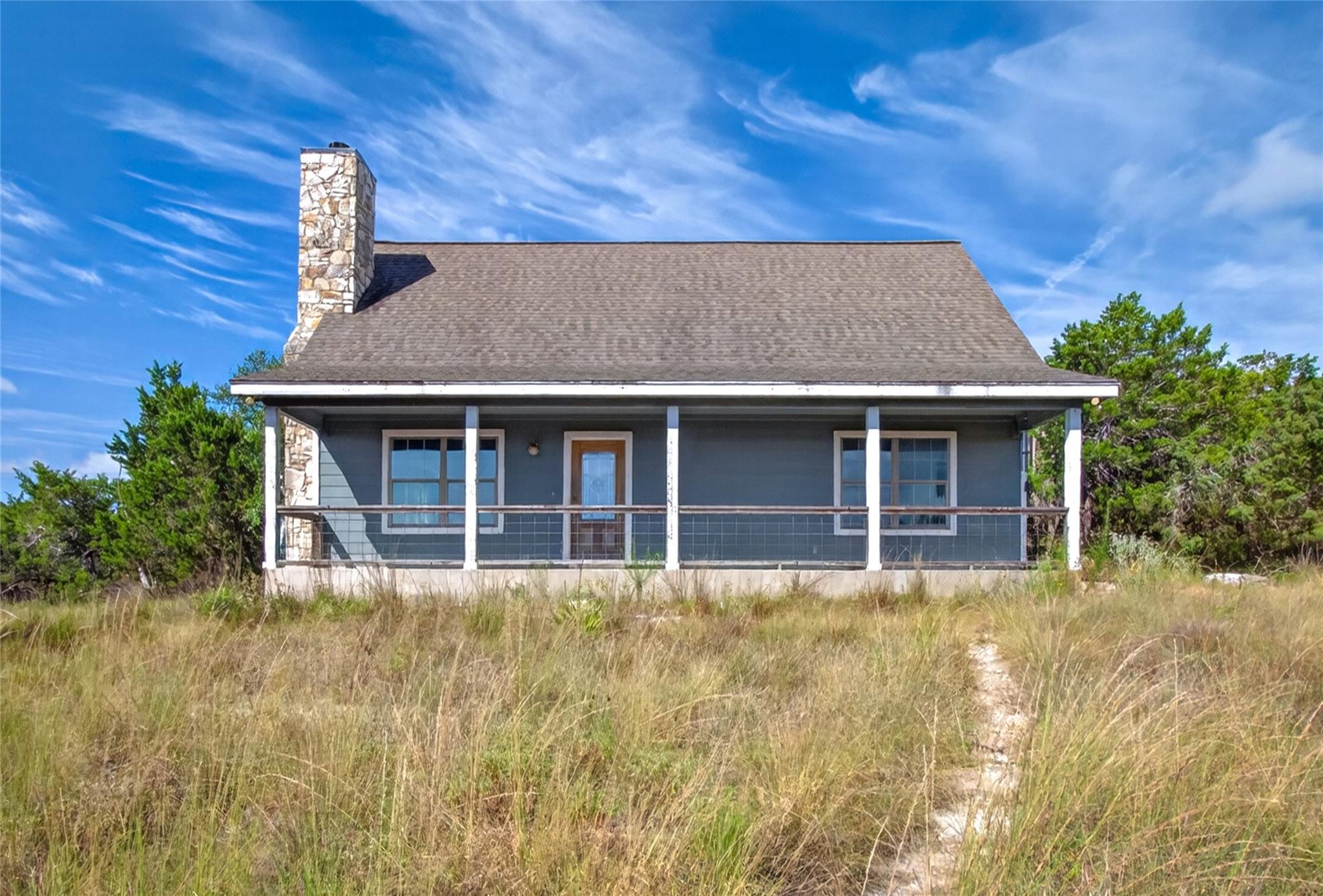 101 Twin Creek CIR