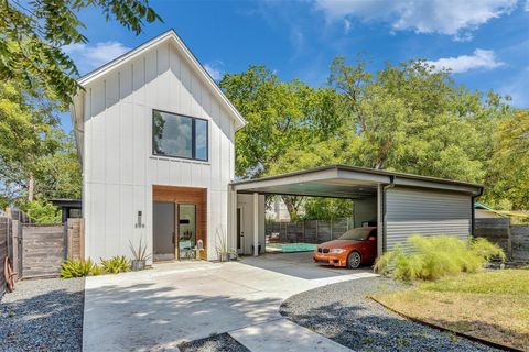 Photo of 506 Powell CIR, Austin, TX 78704 (MLS # 6752865)