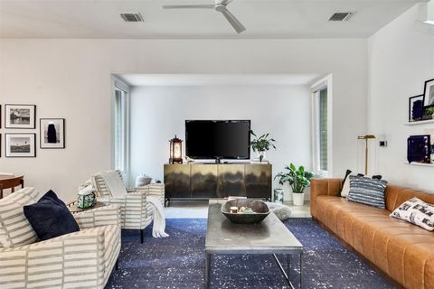 Tiny photo for 506 Powell CIR, Austin, TX 78704 (MLS # 6752865)