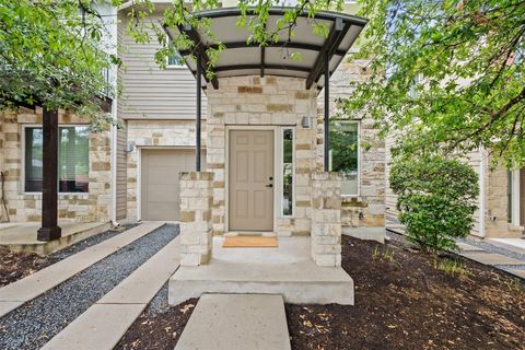 Photo of 909 Mountaineer LN, Austin, TX 78757 (MLS # 5880686)
