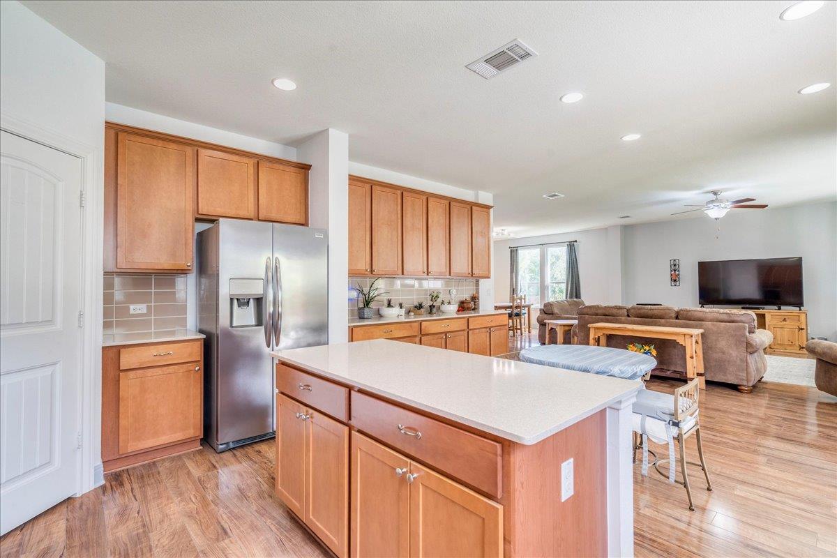 212 Apricot DR